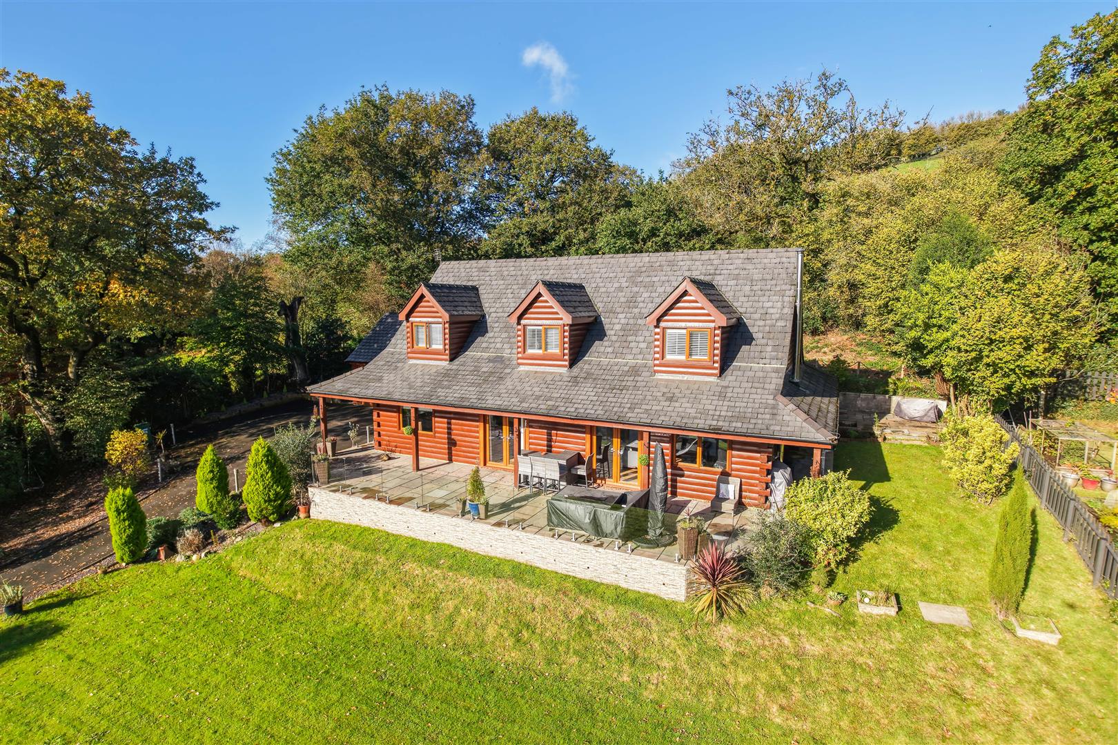 11 Oakmead Road, Llanharan, Pontyclun, Rhondda Cynon Taff, CF72 9FB